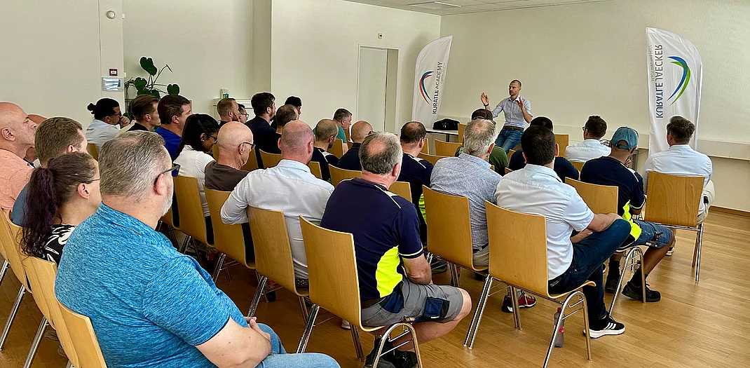 Roger Kuratle zu Besuch in Füllinsdorf Roger Kuratle zu Besuch in Füllinsdorf